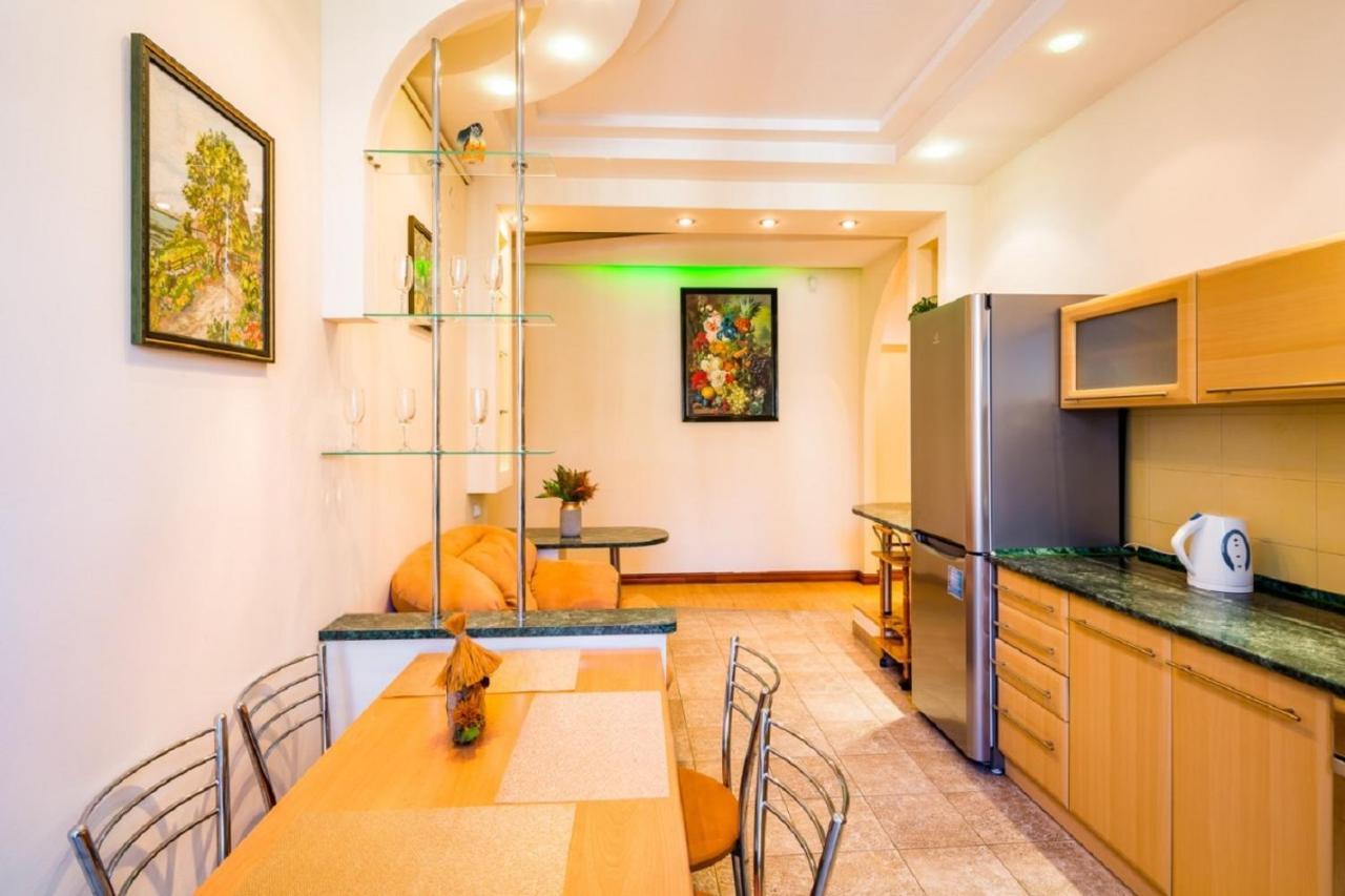 לבוב Alfa Apartments Ivana Franka מראה חיצוני תמונה