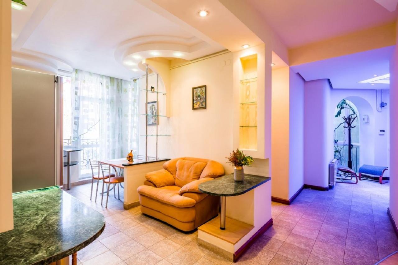 לבוב Alfa Apartments Ivana Franka מראה חיצוני תמונה